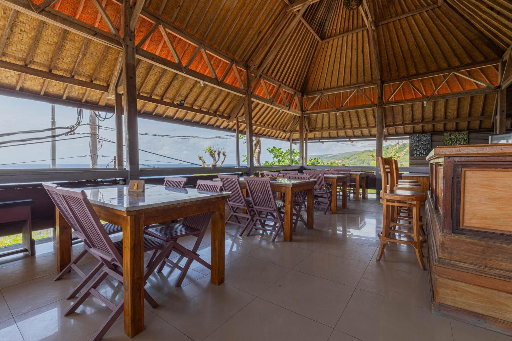 Manta Cottages With Sea View Batununggul Exterior foto