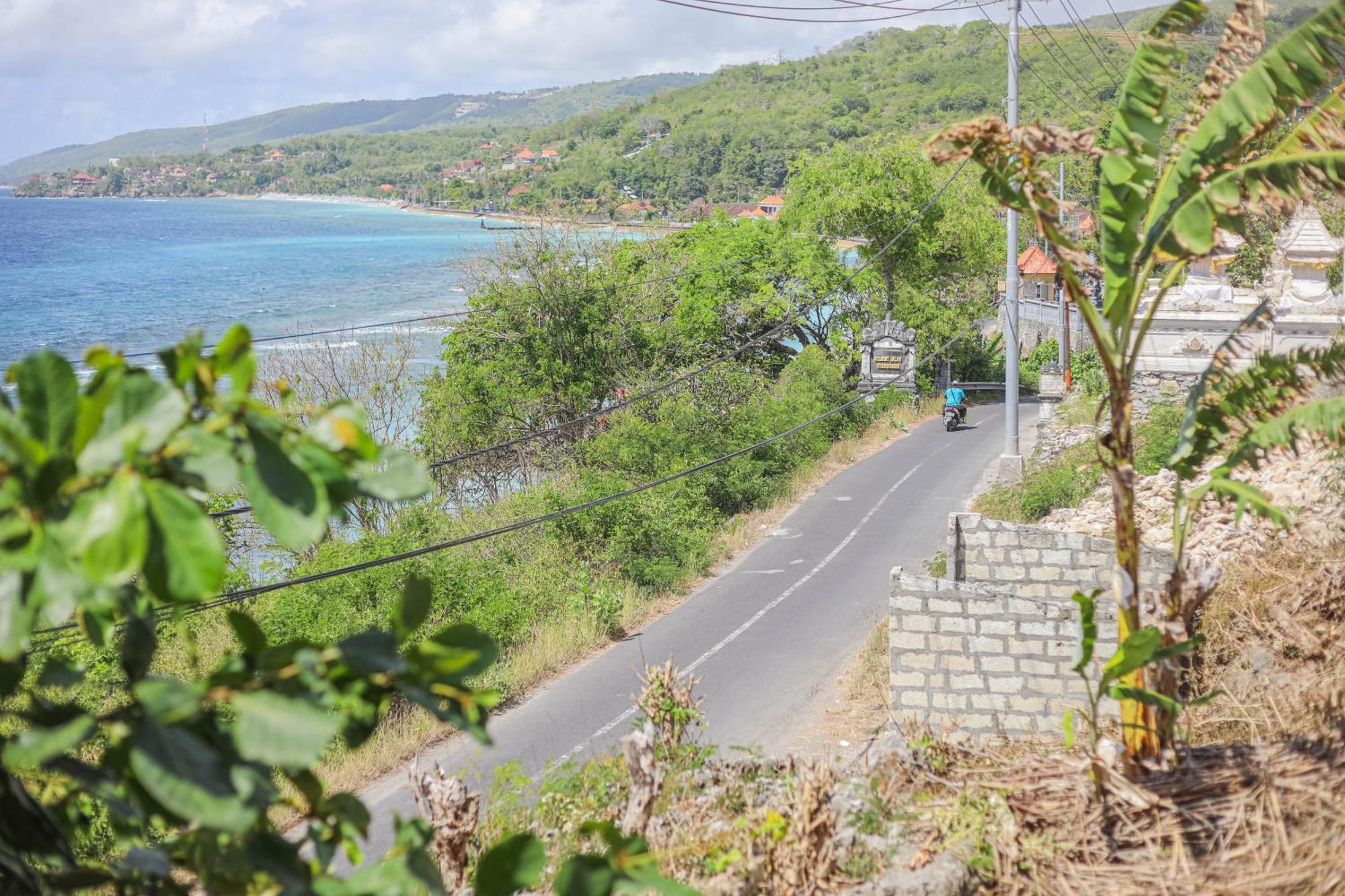 Manta Cottages With Sea View Batununggul Exterior foto