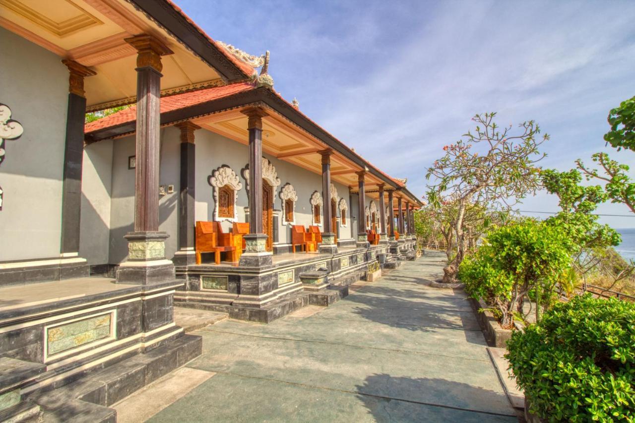 Manta Cottages With Sea View Batununggul Exterior foto